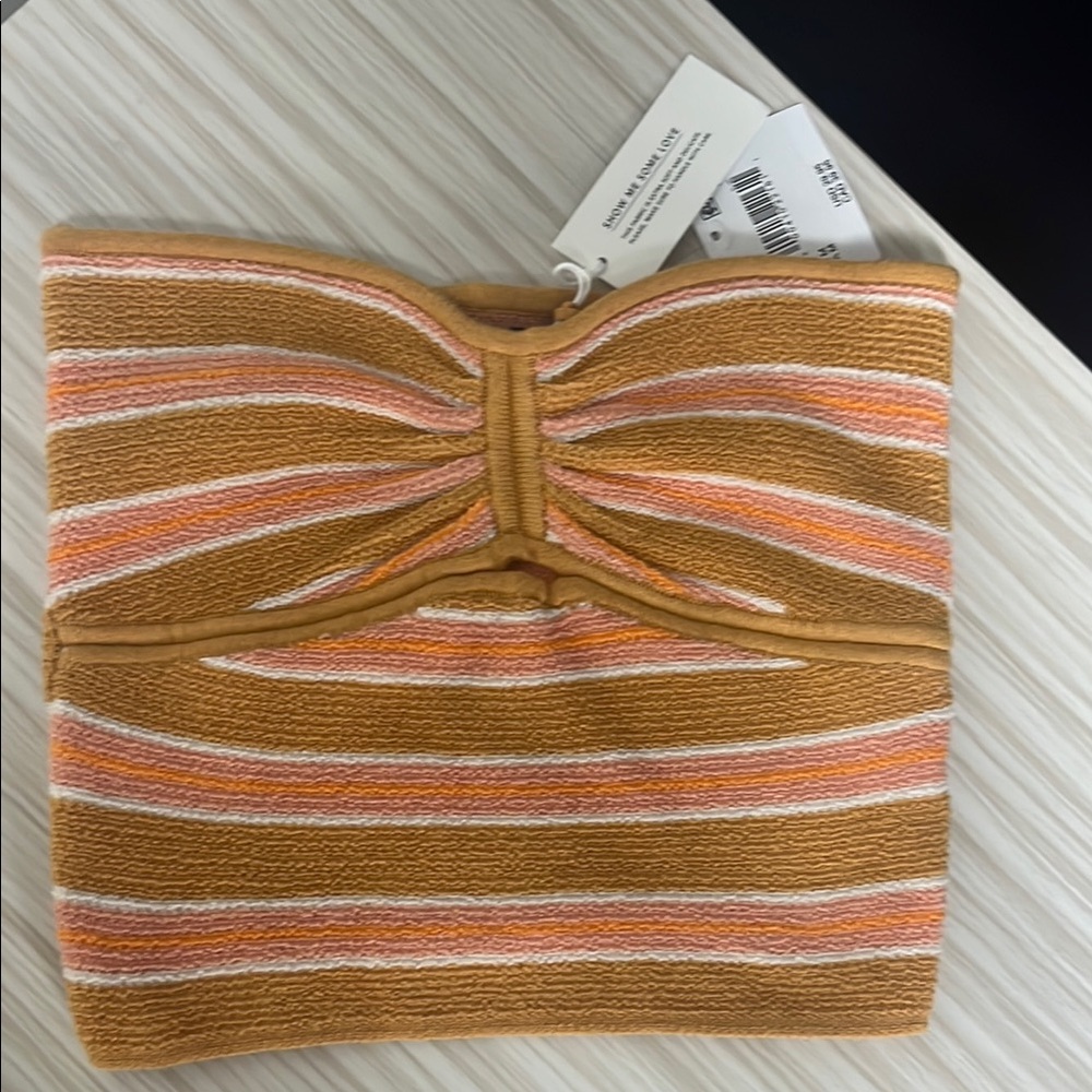 American Eagle Outfitters Multicolor Striped Tube Top!!

NWT!!!🤎💗